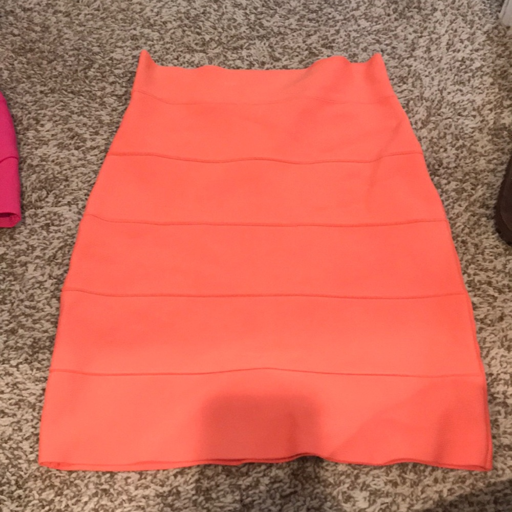 BCBG pencil skirt